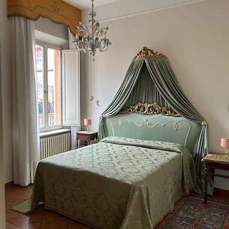 Appartamento Centro Storico Residenza Di Charme Rimini Esterno foto